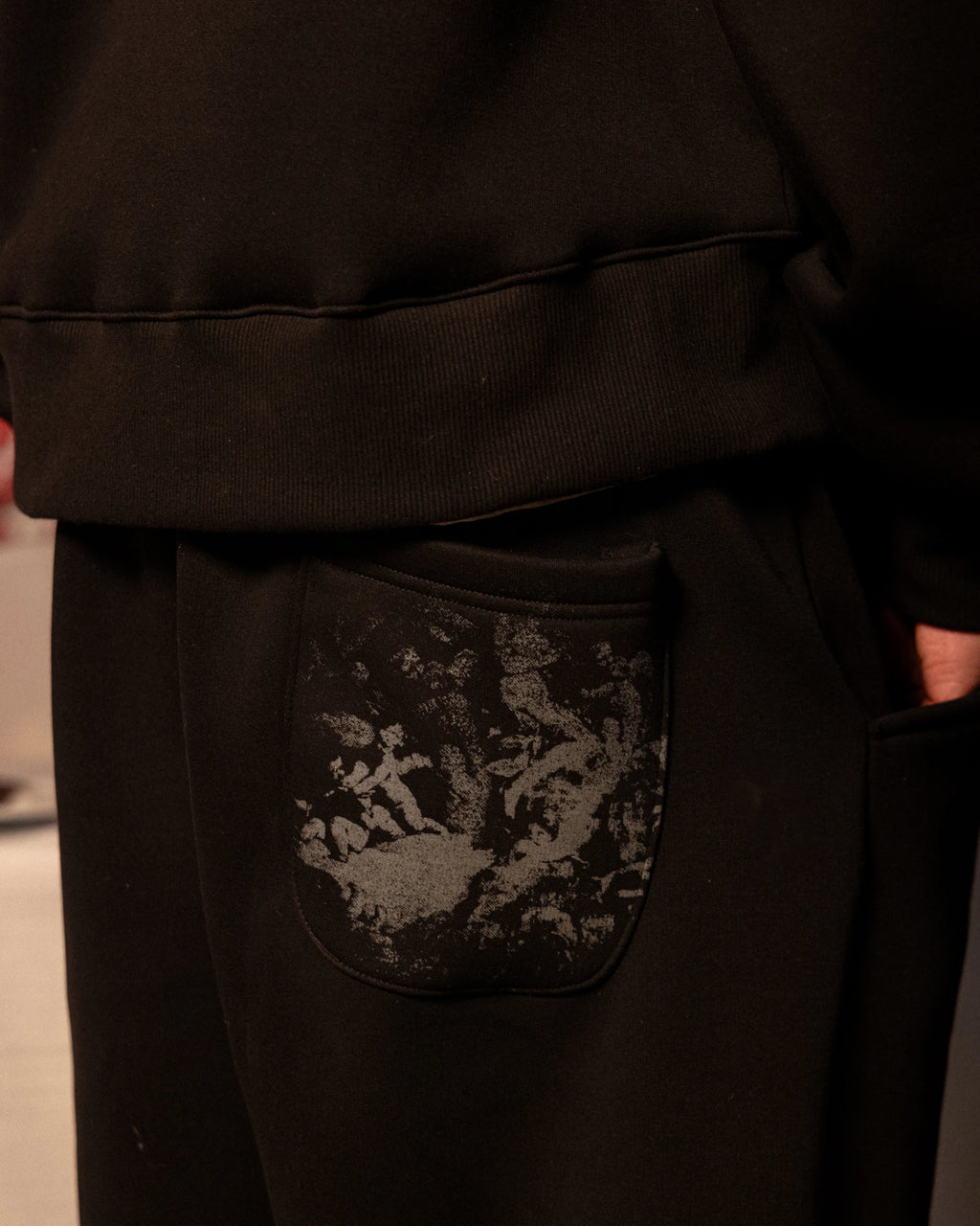 OBSIDIAN SWEATPANTS